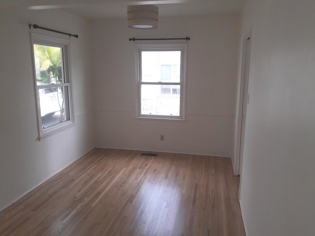 Bedroom - 1549 Golden Ave