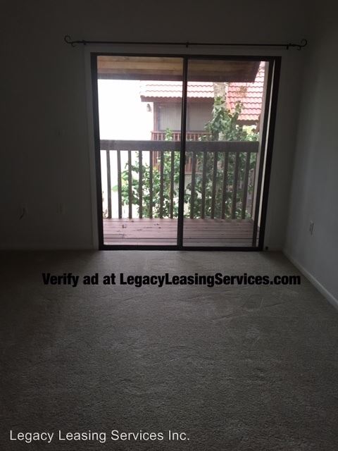 Foto del edificio - 7204 Country Club Dr