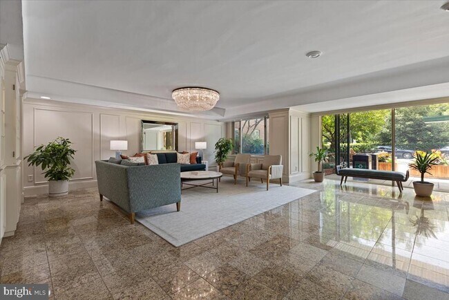 Foto del edificio - 4301 Massachusetts Ave NW