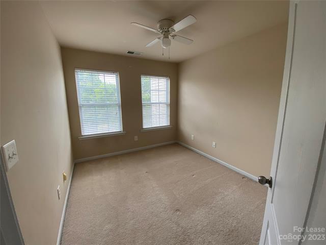 Building Photo - 9960 Evergreen Terrace Drive