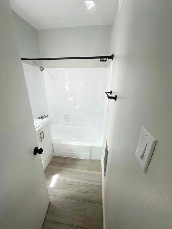 Building Photo - 7255 Jordan