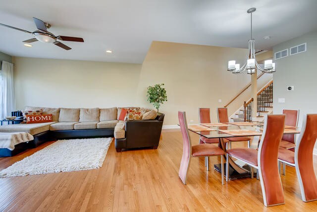 Building Photo - 2S733 Crimson King Ln