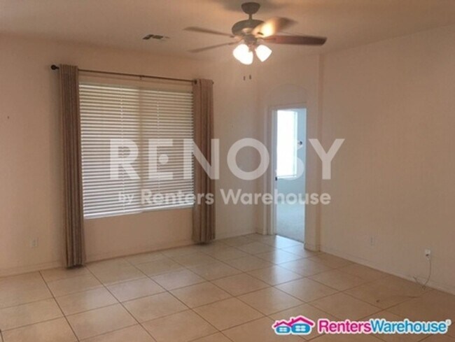 Foto del edificio - 2277 S 169th Dr