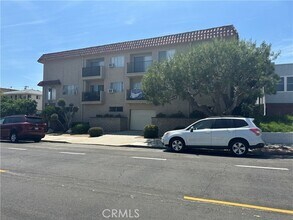 Building Photo - 939 S Cabrillo Ave