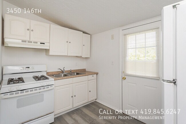 Foto del edificio - 3450 146th-
