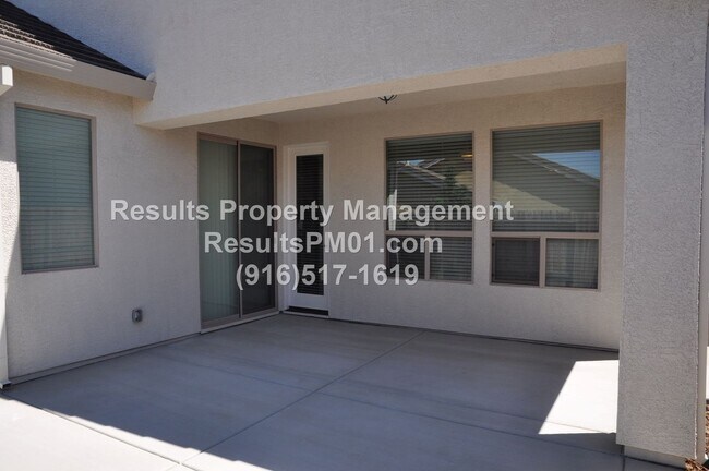 Foto del edificio - Newer Home in Roseville Gated Community - ...