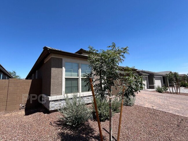 Building Photo - 27967 N 177th Dr