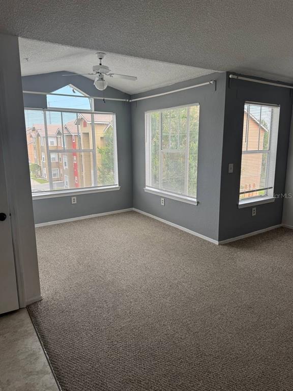 Foto del edificio - 2209 Antigua Pl