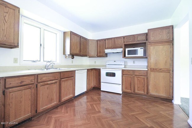 Foto del edificio - 5301 E W Ave