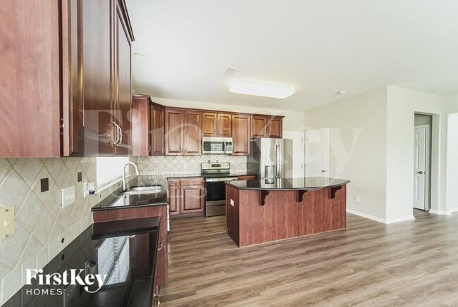 Building Photo - 10435 Olde Ivy Way