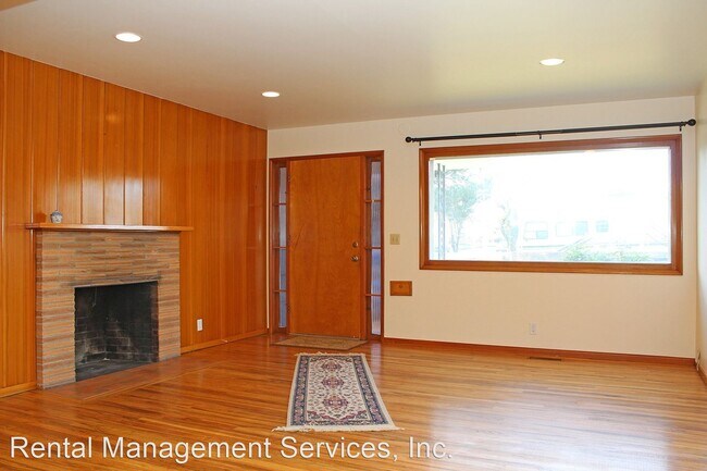 Building Photo - 3 br, 1 bath House - 1230 SE 93rd Avenue