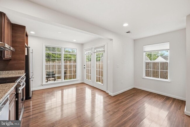 Foto del edificio - 20430 Herring Pond Terrace