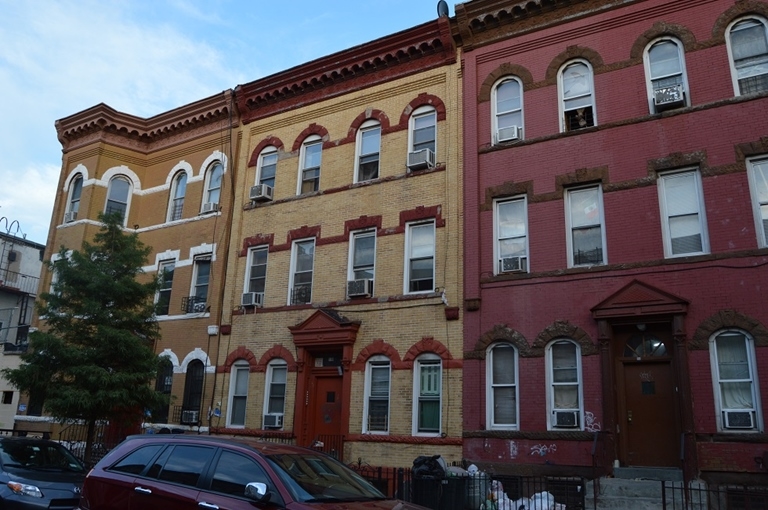 Primary Photo - 168 Bleecker St