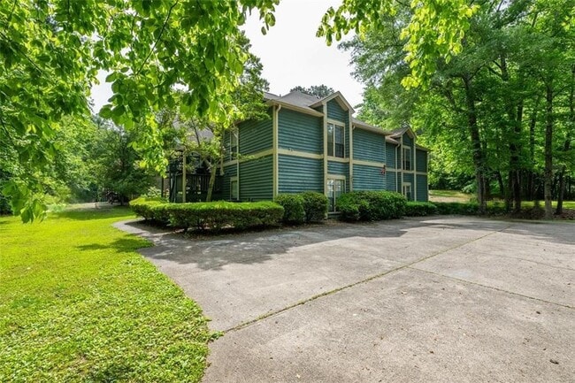 Building Photo - 3067 Steeplechase Dr