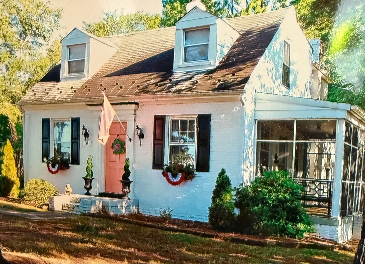 Foto principal - 8114 Studley Rd