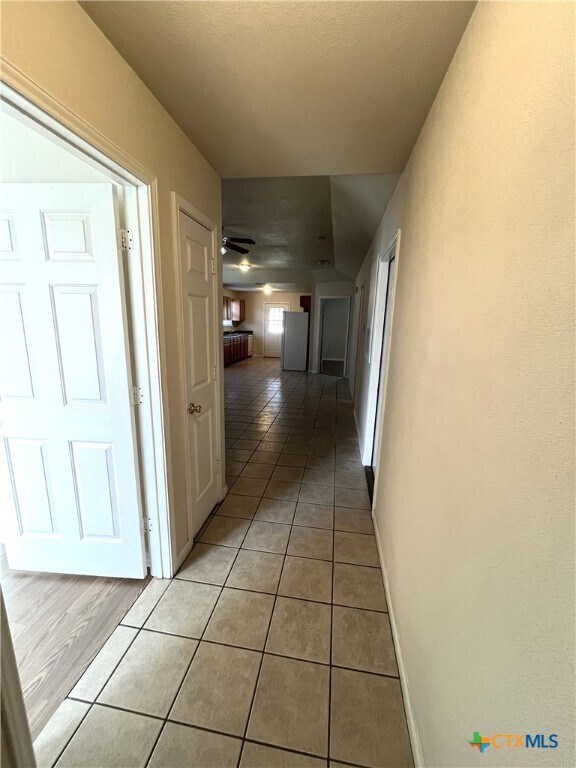 Foto del edificio - 1149 Misty Acres Dr