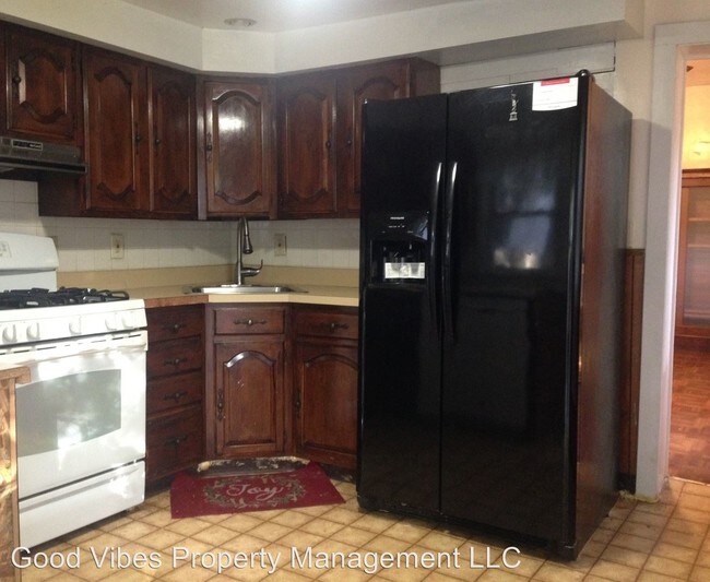 Foto del edificio - 3 br, 1 bath House - 239 Federal St