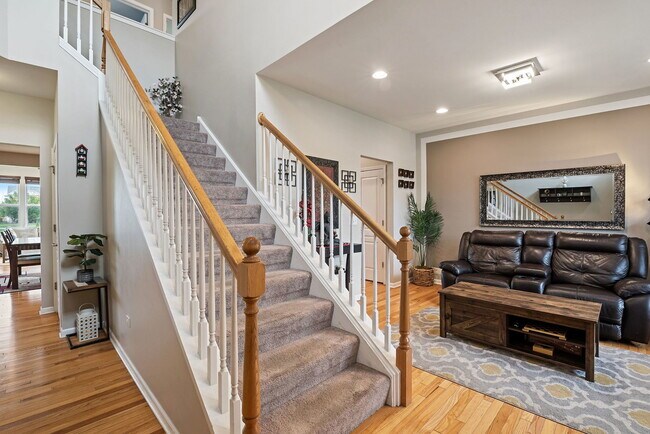 Building Photo - 4319 Silver Bell Ct