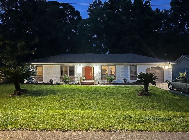 Foto del edificio - 2117 Chancellory Ln