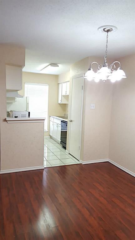 Foto del edificio - 6200 Ranchester Dr