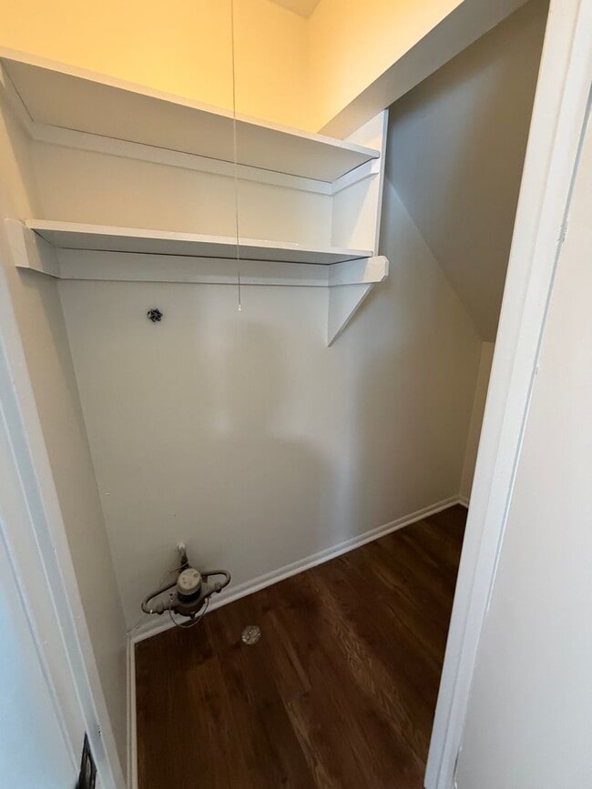 Building Photo - 1530 Genessee Ave