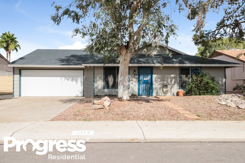 Foto principal - 1314 W Rockwell Dr