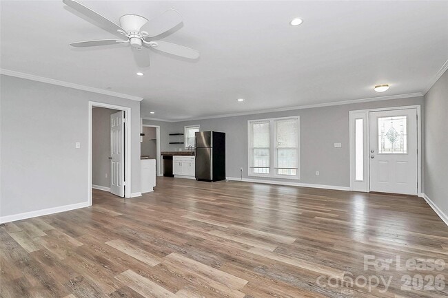 Foto del edificio - 1406 Pleasant Plains Rd