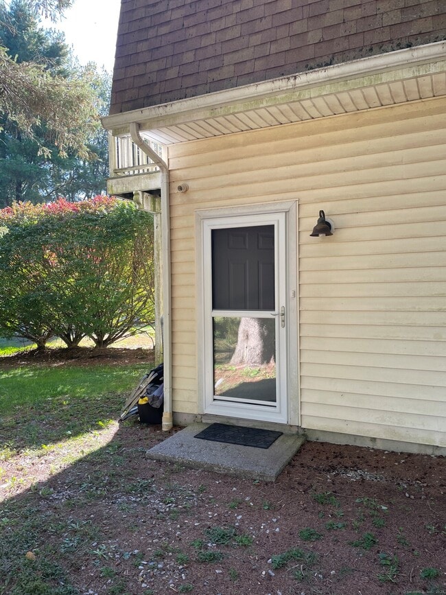 Building Photo - 243 Beach St