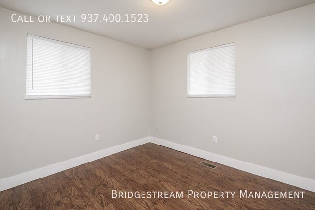 Building Photo - Charming Ranch-Level 2-Bedroom, 1-Bath Uni...