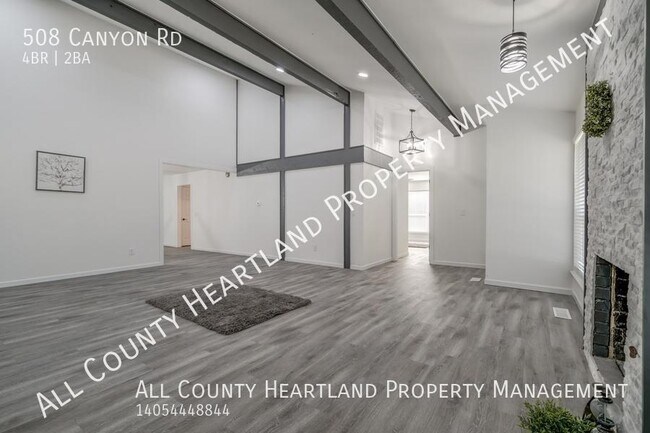 Building Photo - 508 Canyon Rd