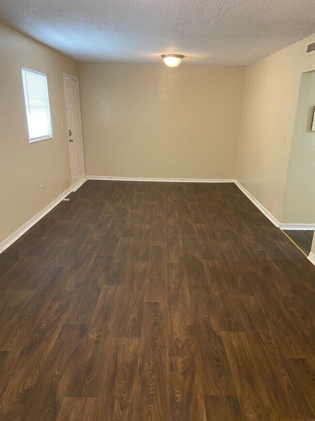 Sala de estar - Keystone Courtyard Apartments