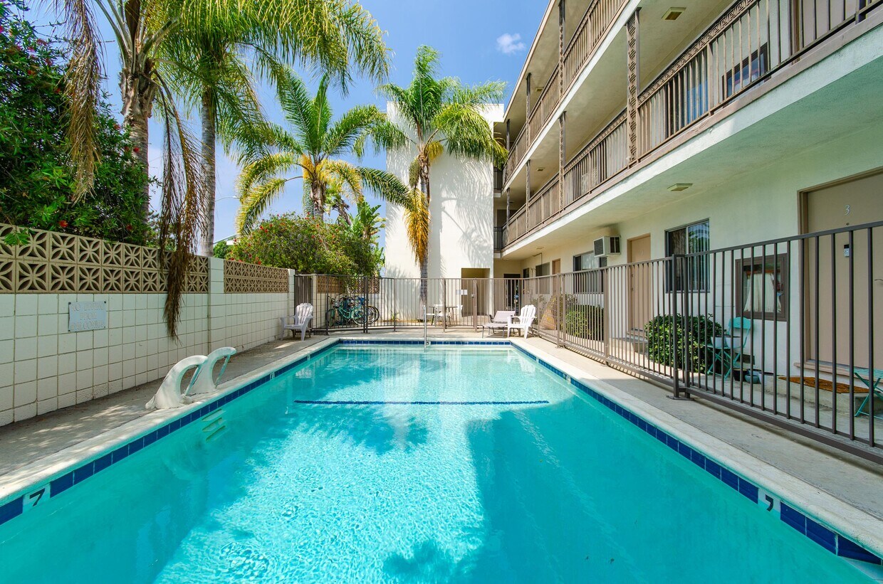 Foto principal - 3810 Wade St