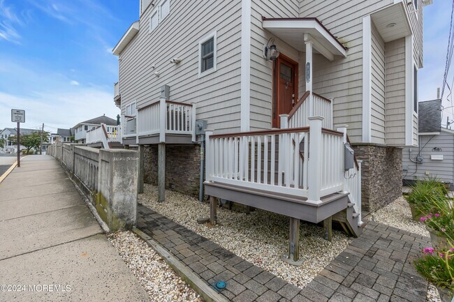 Foto del edificio - 93 Ocean Ave