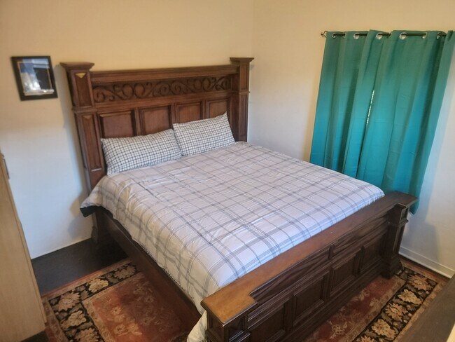 Foto del edificio - 1505 S Sierra Bonita Ave