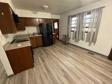 Foto del edificio - 4054 State Rd