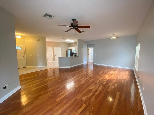 Building Photo - 2942 Oak Hammock Ct