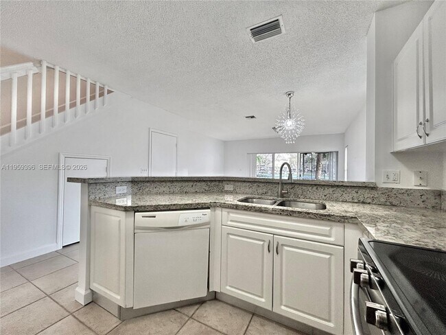 Foto del edificio - 12161 SW 4th St