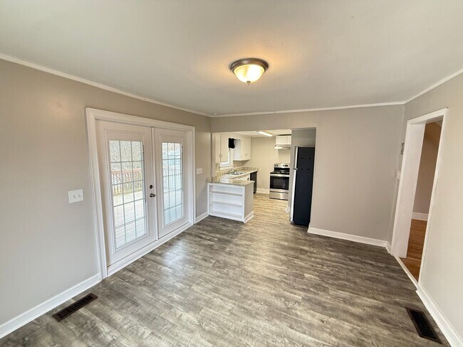 Foto del edificio - Charming Historic 3 Bedroom Home in the Heart of Stanley NC