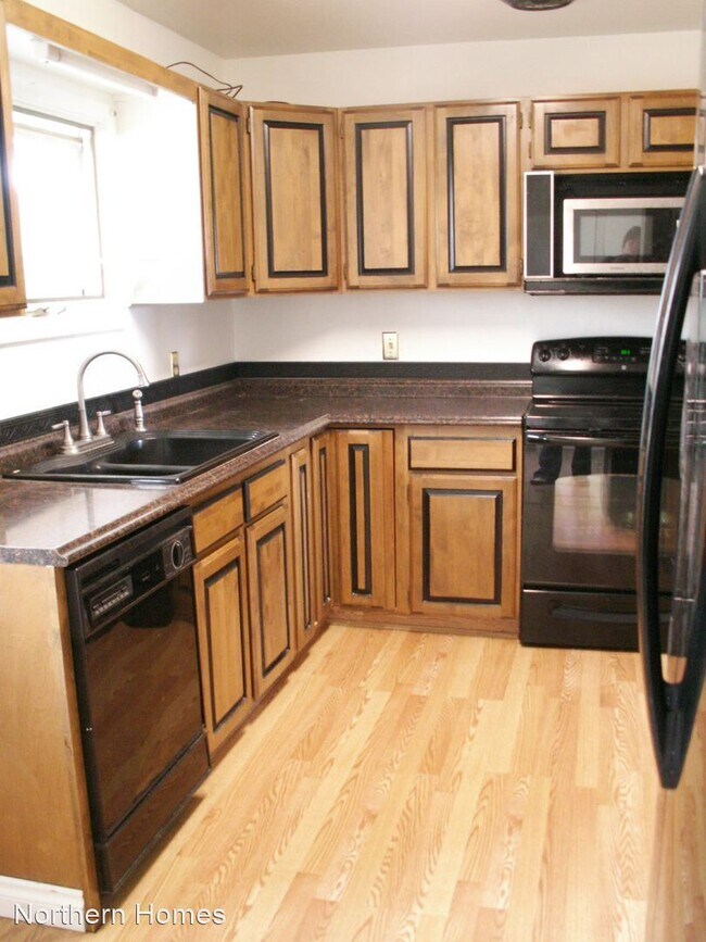 Foto del edificio - 3 br, 2 bath House - 1544 Hilton Ave