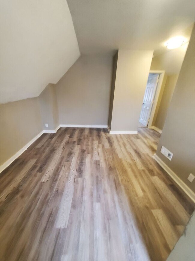 Foto del edificio - 2 Bedroom Single Family