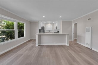 Building Photo - 4943 Coldwater Canyon Ave
