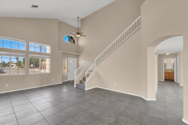 Foto del edificio - 4646 Spruce Oak Dr