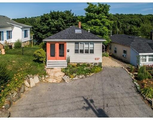Foto principal - 637 Washington St