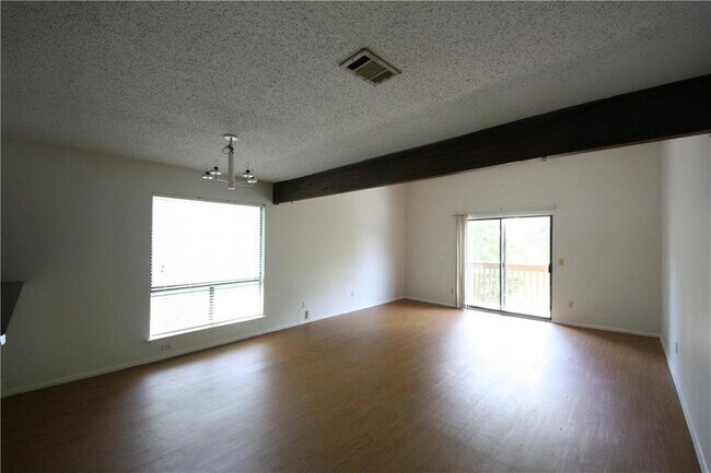 Building Photo - 3574 Ranch Rd 2222