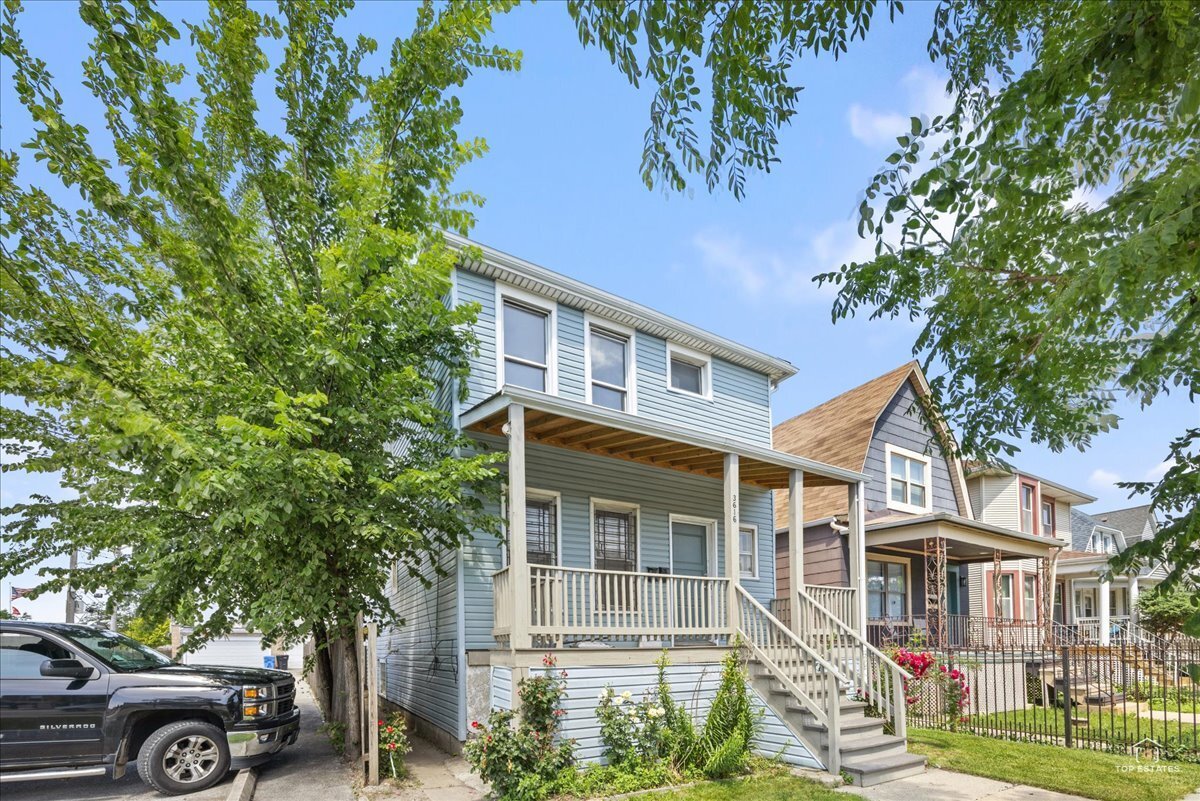 Foto principal - 3616 N Kedzie Ave