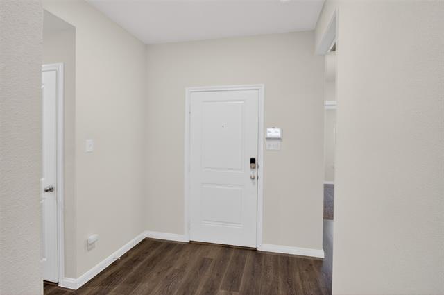 Foto del edificio - 408 Stampede Ln