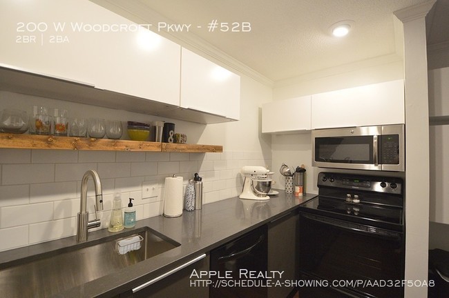 Building Photo - 200 W Woodcroft Pkwy