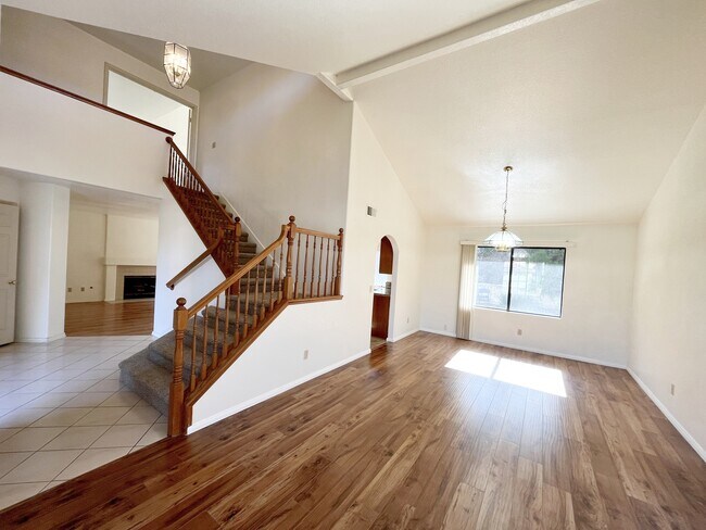 Foto del edificio - 14353 Bourgeois Way