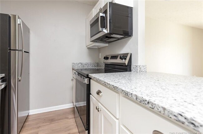 Foto del edificio - 1128 Southwood Dr