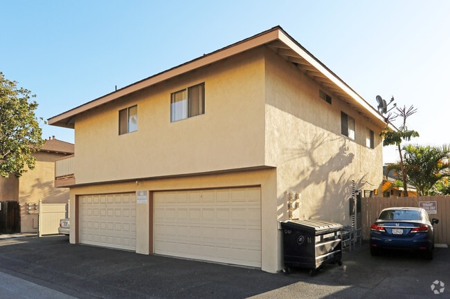 Building Photo - 16561 Kellog Cir